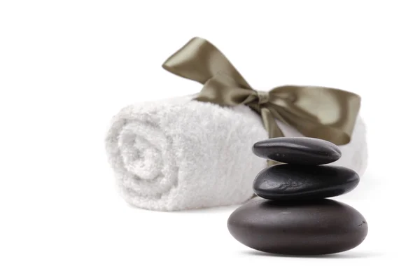 Stack of  stones and towel — Stock Photo, Image