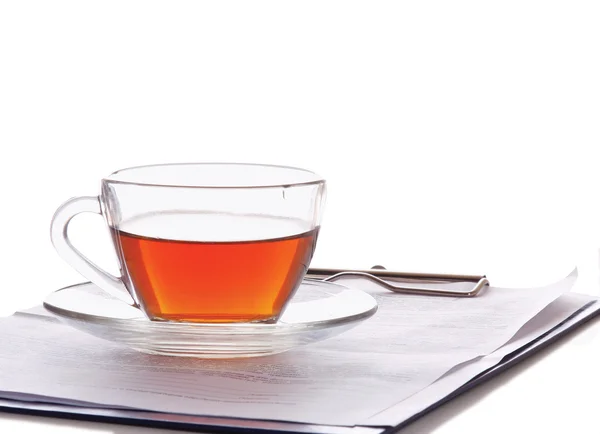 Tea flowing in cup — Stock Photo, Image