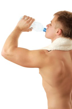 içme suyu genç kaslı adam