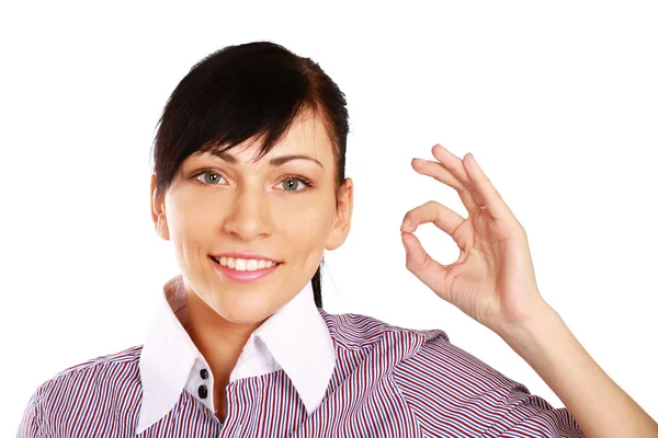 Mujer joven mostrando ok — Foto de Stock