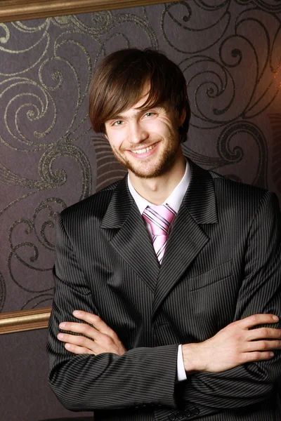 Retrato de un hombre de negocios sonriente —  Fotos de Stock