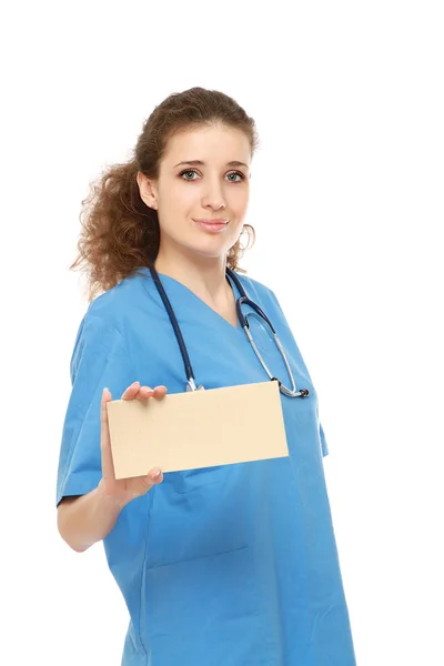 Médecin féminin avec un blanc — Photo