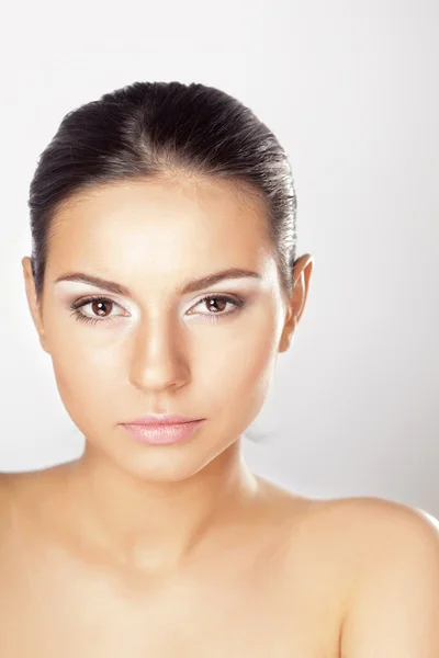 Retrato de uma mulher bonita — Fotografia de Stock