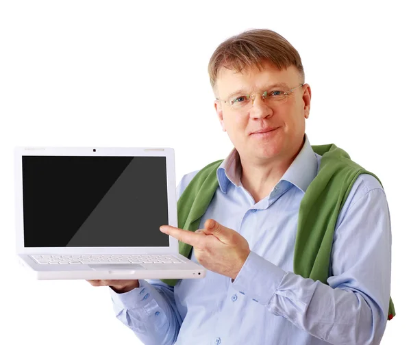 Человек представляет ноутбук — стоковое фото