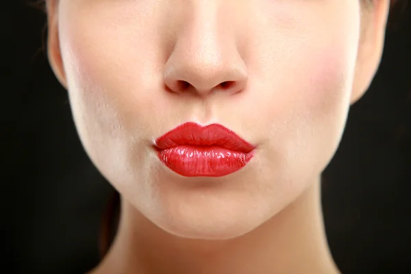 Vrouw rode lippen — Stockfoto