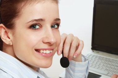 müşteri hizmeti kız