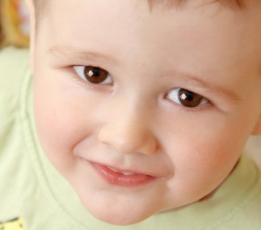 gülen bebek