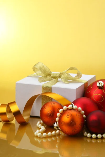 Christmas card & balls — Stock Photo, Image