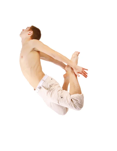 Jonge man hoog springen — Stockfoto