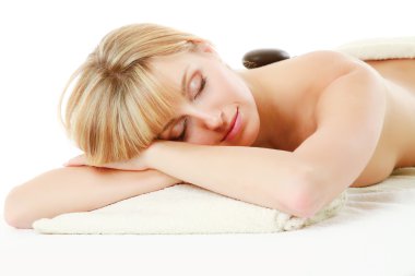 getting sıcak taş haber spa salonunda kadın