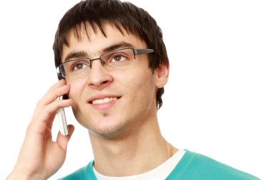 Cep telefonu kullanan bir adam