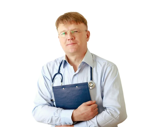 Arzt steht mit Aktenordner — Stockfoto