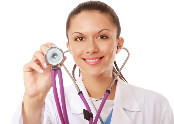 Doctora con estetoscopio escuchando — Foto de Stock