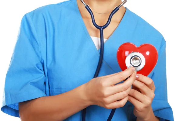 Dokter met stethoscoop met hart — Stockfoto