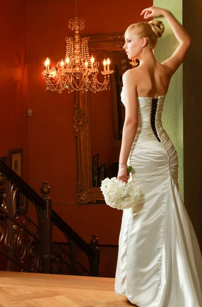 Bride blonde in wedding dress — Stock Photo, Image