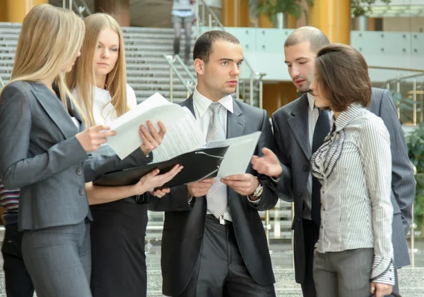 Portret van ondernemers permanent — Stockfoto