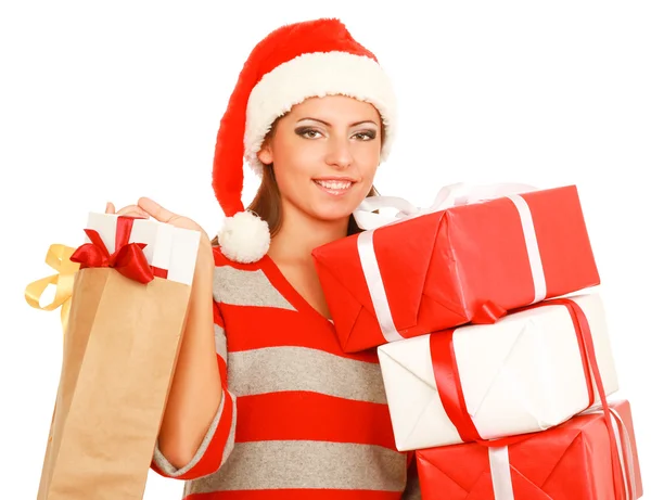 Mujer envolviendo regalos de Navidad —  Fotos de Stock