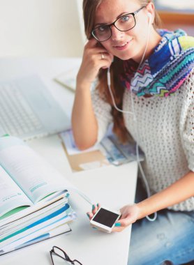 Kadın Üniversitesi'nde cep telefonu kullanımı. Öğrenci. Üniversitesi