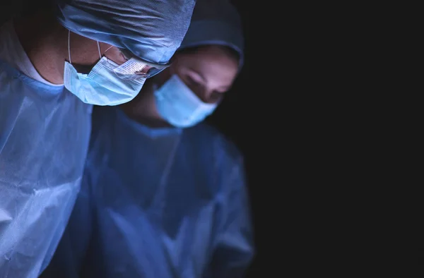 Cirurgião Equipa Trabalhar Operação — Fotografia de Stock