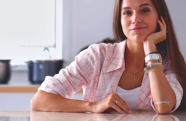 Young Woman Sitting Table Kitchen Young Woman — Stock Photo, Image