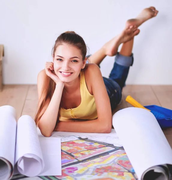 Portrait Female Painter Lying Floor Wall Painting — Stock Photo, Image