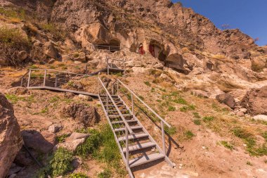 Vardzia mağara Manastırı ve antik şehirde dağ taş, Georgia