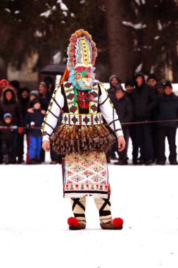 Geleneksel Bulgar kukerleri, folklor ve tatilleri