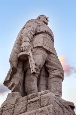 Plovdiv tepede Sovyet askerinin Alyosha anıt heykeli, Bulgaristan