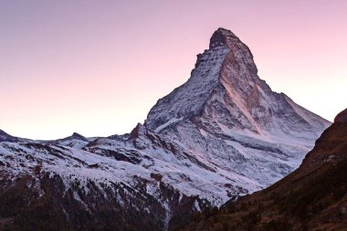 Alacakaranlık Matterhorn, İsviçre Alpleri, İsviçre