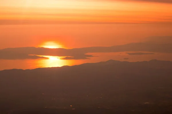 Vista Aérea Del Atardecer Salida Del Sol Sobre Mar Costa — Foto de Stock