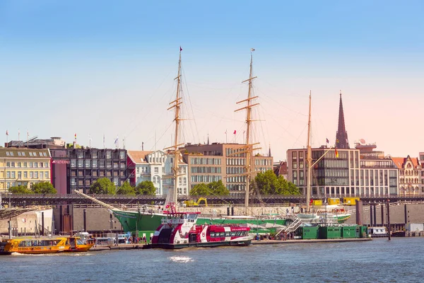 Hamburgo Alemania Julio 2018 Hamburgo Hermosa Vista Atardecer Del Río — Foto de Stock