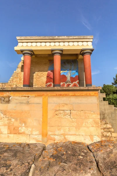 North Entrance Minoan Palace Charging Bull Knossos Crete Greece — Stock Photo, Image