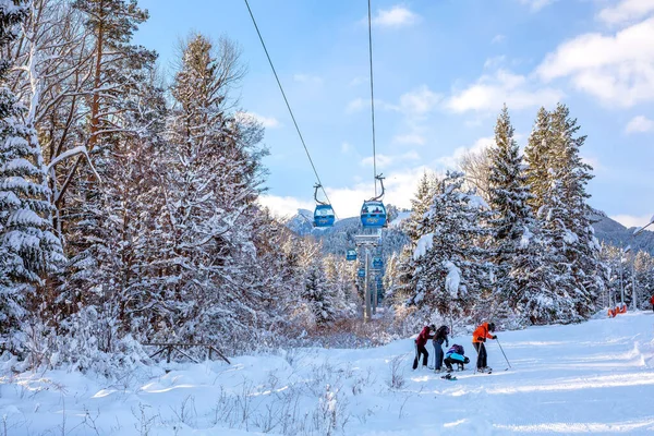 Bansko Bulgarien Februari 2022 Bulgariens Vinter Skidort Panorama Med Gondolhytter — Stockfoto