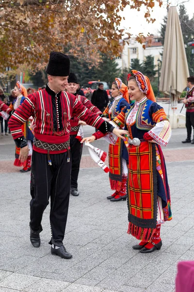 Plovdiv Bulgária Novembro 2021 Desfile Vinhos Jovens Cidade Velha Danças — Fotografia de Stock