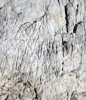 kırık taş yüzeyi