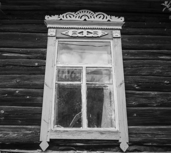 Siyah ve beyaz enstantane, sokak, açık hava, bina, pencere, ahşap