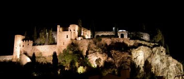 Chateau cassis gece