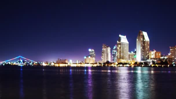 Skyline di San Diego e riflessione notturna — Video Stock