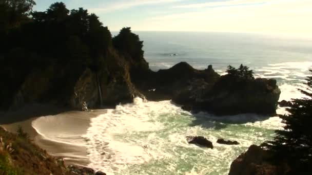 McWay Falls. — Vídeo de stock