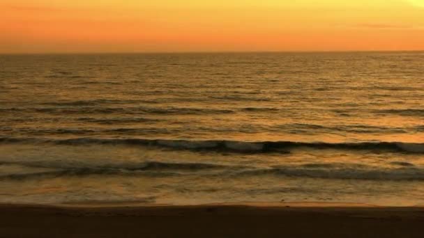 Puesta de sol playa — Vídeo de stock