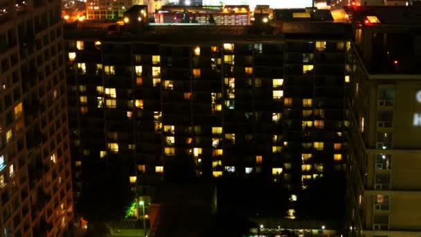 Apartamento Urbano Edificio Noche — Vídeos de Stock