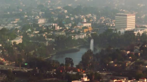 Los Angeles'ta sisli şehir manzarası — Stok video