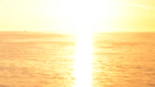 Puesta de sol en la playa — Vídeos de Stock
