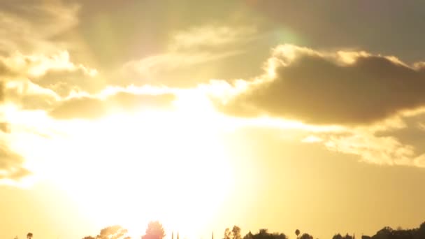 天堂般的日落 cloudscape — 图库视频影像
