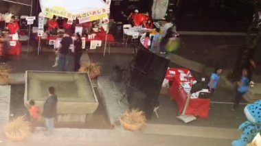 Küçük Tokyo açık pazar keyfi kalabalıklar