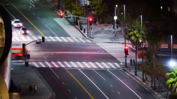 Lalu Lintas di Persimpangan — Stok Video