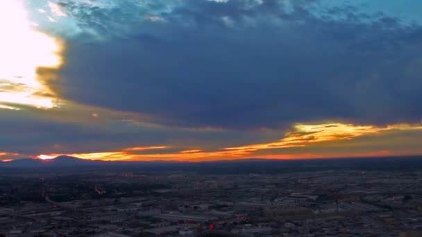 Восход солнца с вершины здания Лос-Анджелеса — стоковое видео