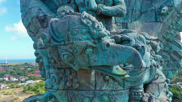Jefe Garuda Parte Garuda Wisnu Kencana Estatua Situada Bali — Foto de Stock