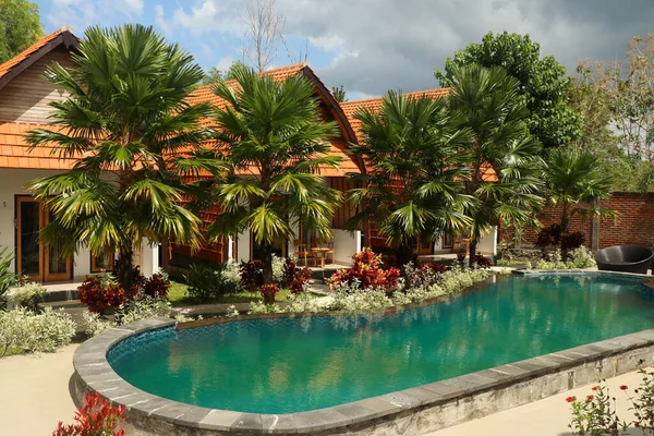 Porträt Eines Swimmingpools Tropischen Resort Nusa Penida Bali — Stockfoto