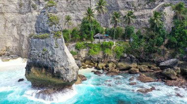 Yukarıdan güzel egzotik sahil manzarası, elmas plajı, hava manzarası Nusa Penida, Bali, Endonezya